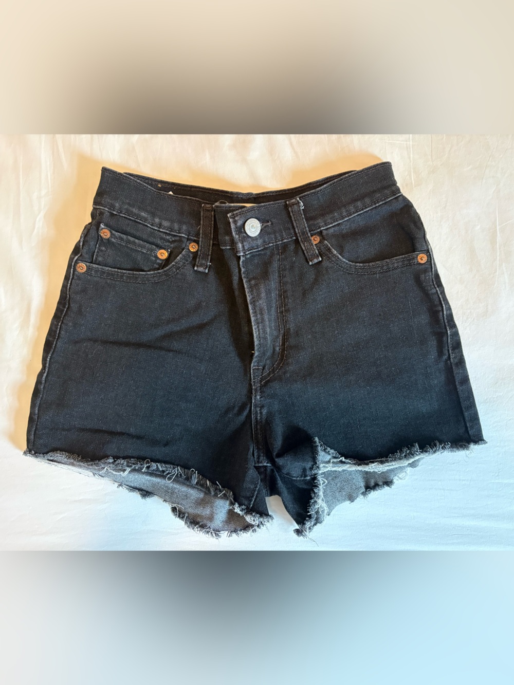 Levi's Black High-Rise Frayed Denim Shorts Size 26